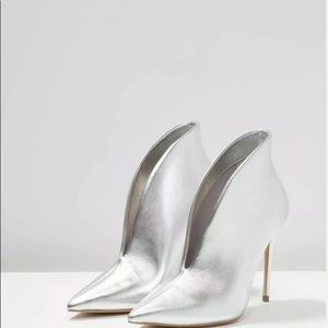 ALDO MELIDITH STILETTO SILVER HEEL Women's Sz 6